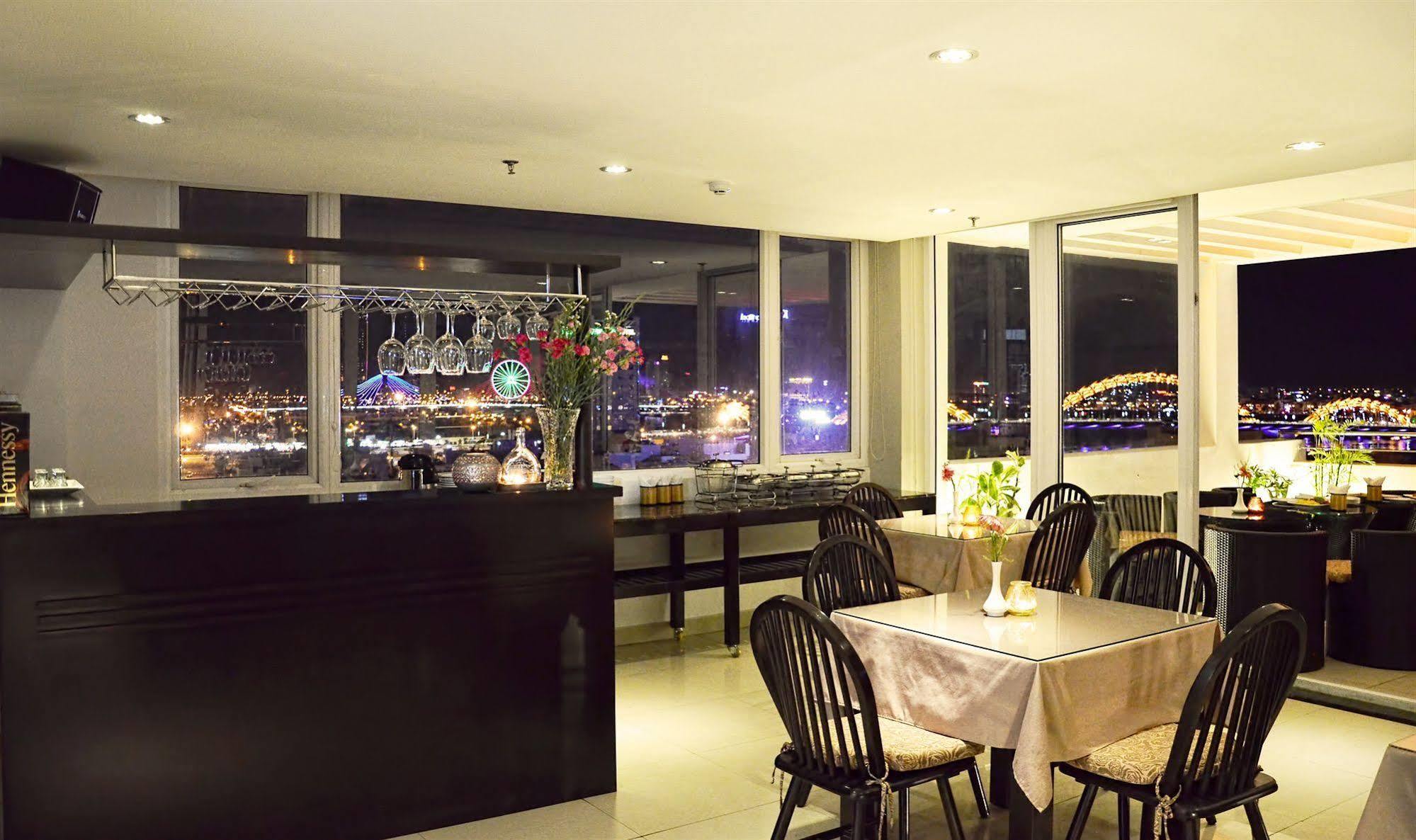 D&C Hotel Da Nang Luaran gambar